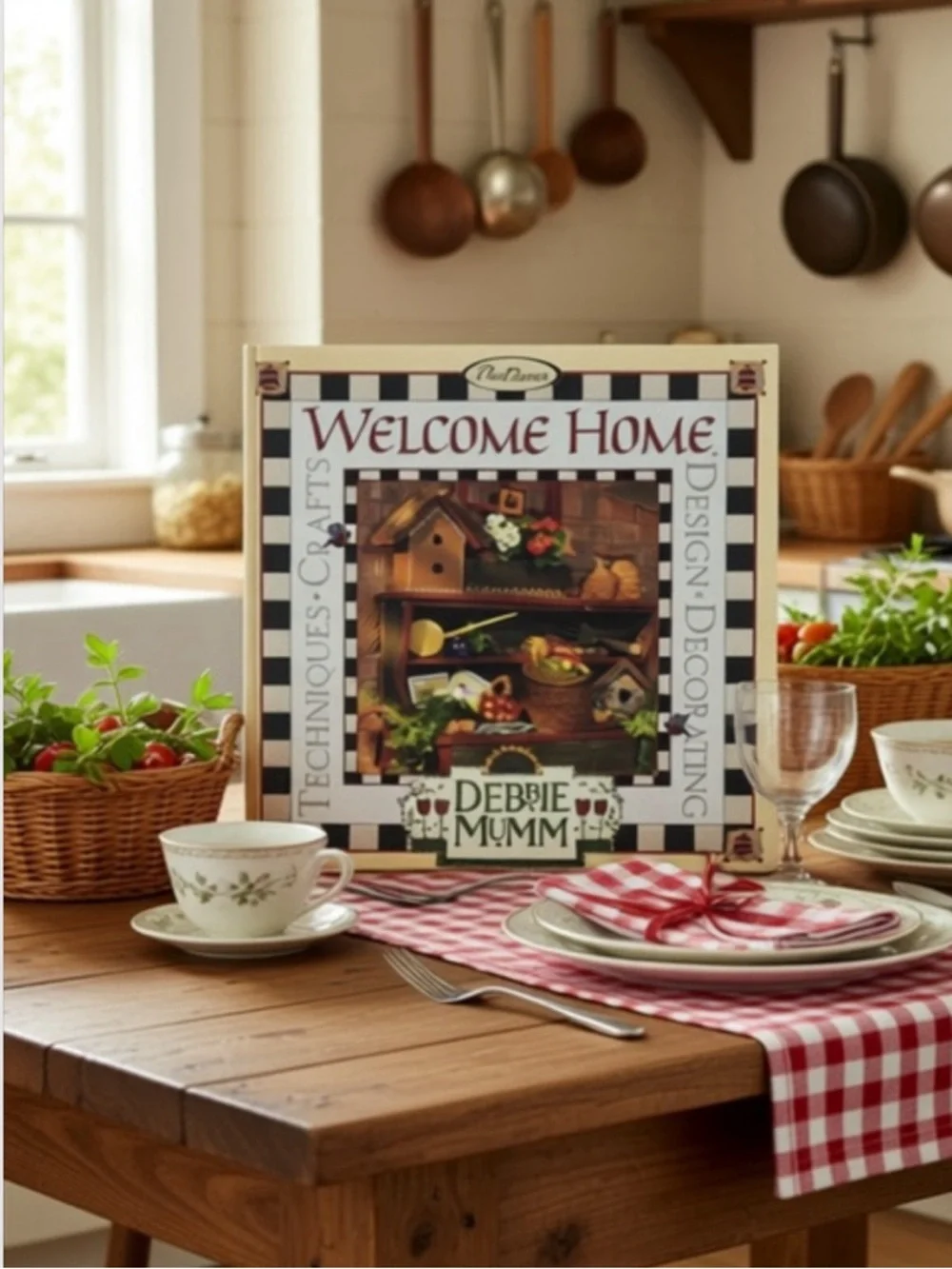 Welcome Home Debbie Mumm*Pastimes Design*Decorating*Teqniques - Crafts Book. EUC